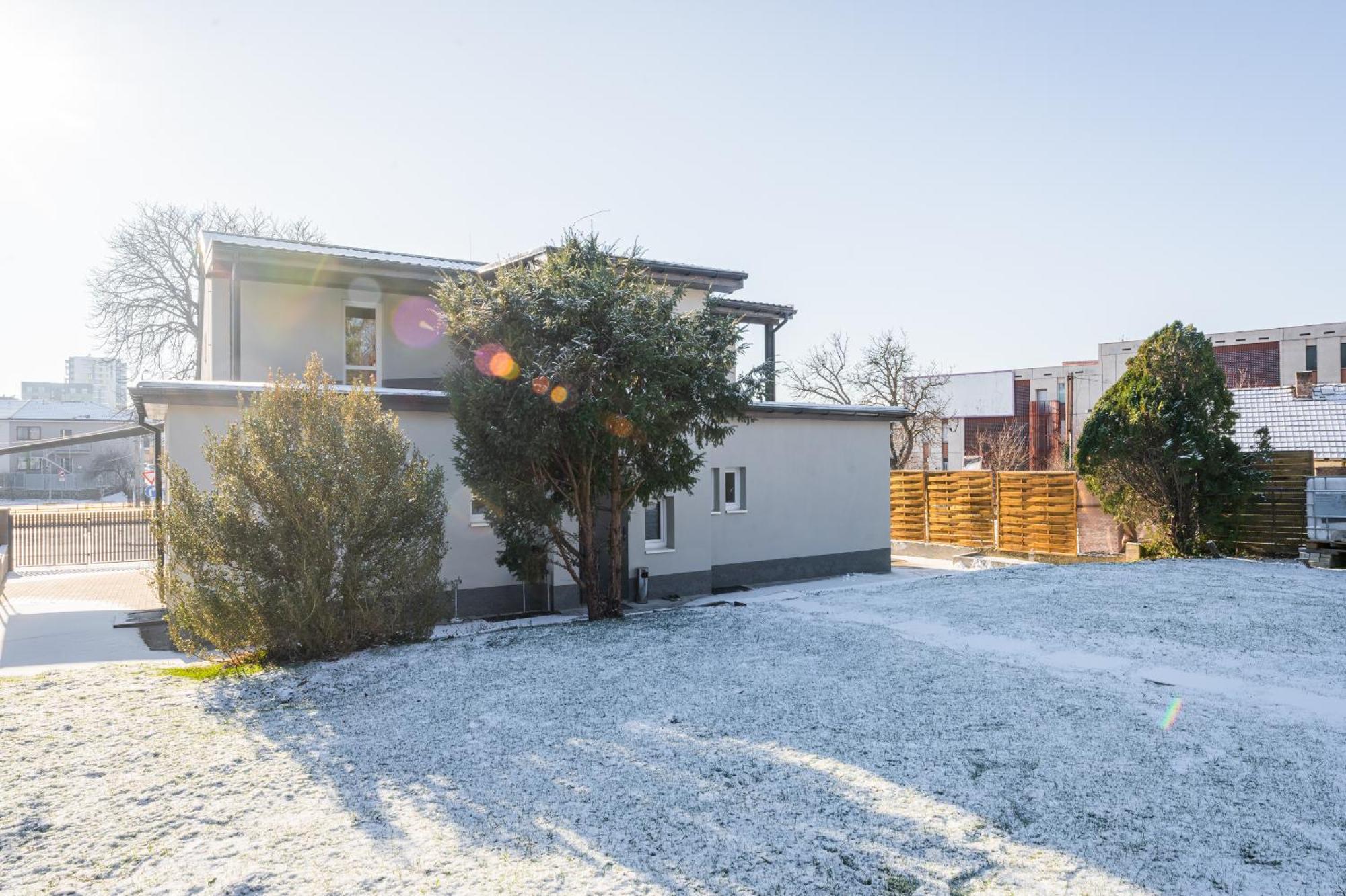 Apartmany Praha-Modrany Dış mekan fotoğraf